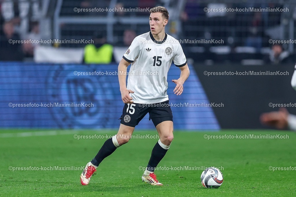 DFB23032502198 | 23.03.2025, Fußball, Viertelfinale UEFA Nations League, Deutschland - Italien, Signal Iduna Park, Saison 2024 2025: Nico Schlotterbeck (GER #15) DFB regulations prohibit any use of photographs as image sequences and or quasi-video.