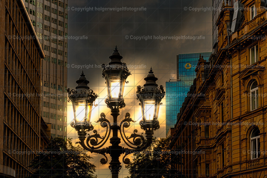 Laterne | Kaufen sie online außergewöhnliche Fotografien auf Leinwand Acrylglas Fotoprint Aludibond von holgerweigeltfotografie - Realized with Pictrs.com