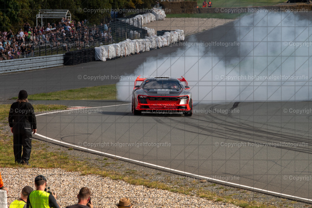 20250906160306D75_6489 | Bitte beachten!!!
Alle Fotos dieser Galerie sind nur grundbearbeitet. Im Falle eines Verkaufs, werde ich die Fotots noch mit dem nötigen Feinschliff versehen. - Realisiert mit Pictrs.com