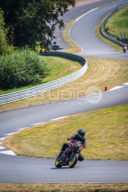 0042-260815BB-020_42 | Deine Full-Service-Agentur für ✔️Videoproduktionen und ✔️Motorsportfotografie Jetzt Angebot anfragen!
