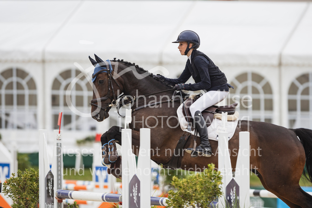 250710_BHO_Stil-L-1-108 | Deine schönsten Turniermomente als professionelle Fotos! Entdecke hochwertige Pferdesport-Fotografie im Online-Shop. Jetzt Fotos finden & bestellen!
