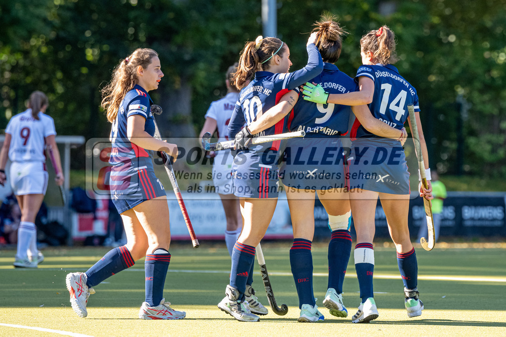SFE_20221009_0024 | 1. Bundesliga Hockey Damen Rot-Weiss Köln - Düsseldorfer HC am 09.10.2022 in Köln (KTHC Stadion Rot-Weiss Köln Tennis and Hockey Club), Photo: Stephan Fehrmann 2022 (Sports-Gallery)