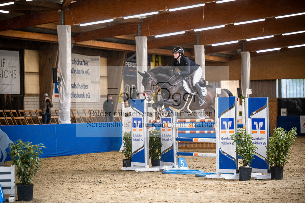 DOS_1459 | Entdecke hochwertige Reitturnierfotos von Foto Oger. Professionell, emotional und authentisch – jetzt Lieblingsmomente im Shop bestellen. - Realisiert mit Pictrs.com