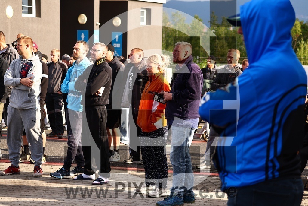 social-20250822_00075 | Schöne Erinnerungen an spannende Momente - das festzuhalten ist unser Job. PIXELrace.de ist seit 2003 auf den Rennstrecken Europas unterwegs um die Action draußen beim Fahren und die wunderbare Stimmung imm Fahrerlager für euch einzufangen.