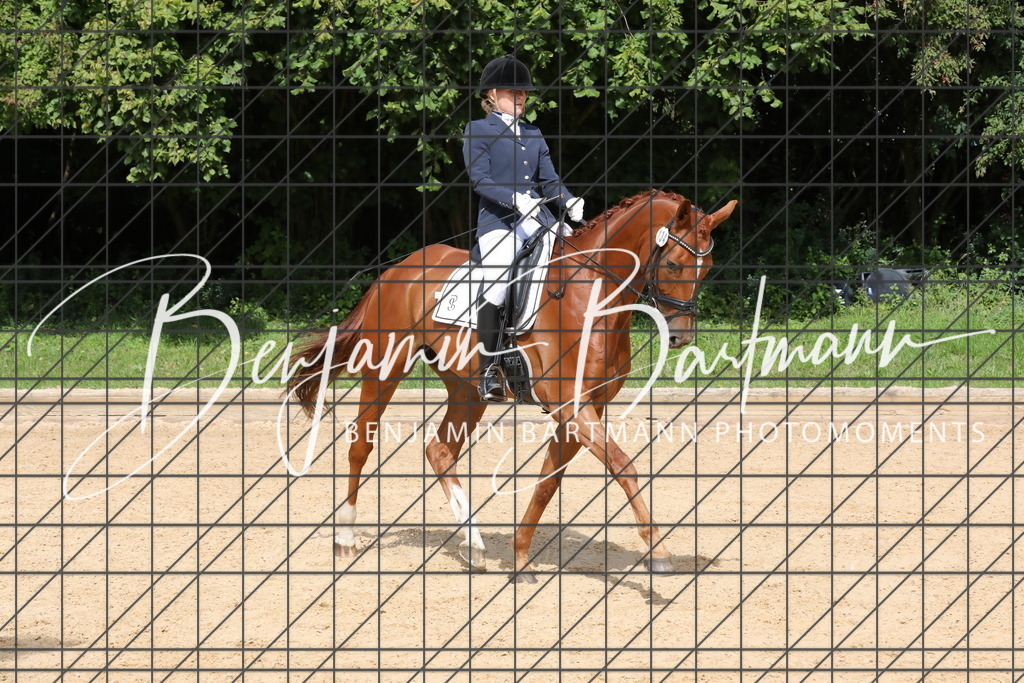 AZ2A2323 | Benjamin Bartmann Photomoments