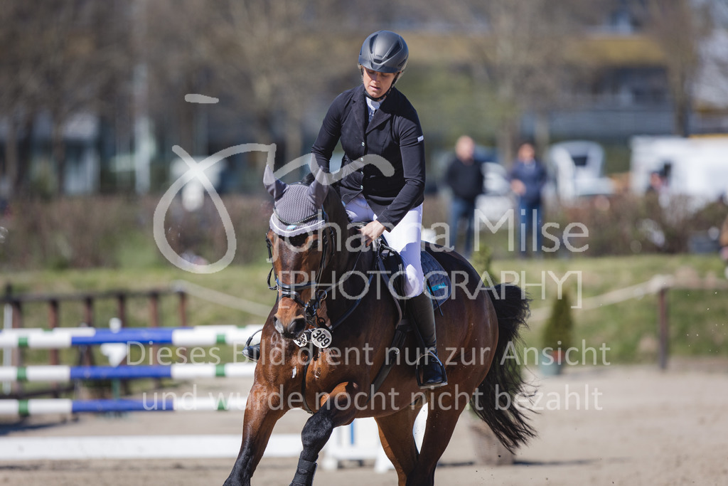 220416_4_L-Stil1-464 | Frühlingsfest der Pferde
Herford
16.April 2022
04/1 Stilspringprüfung Kl.L geschlossen 0-78 RLP
