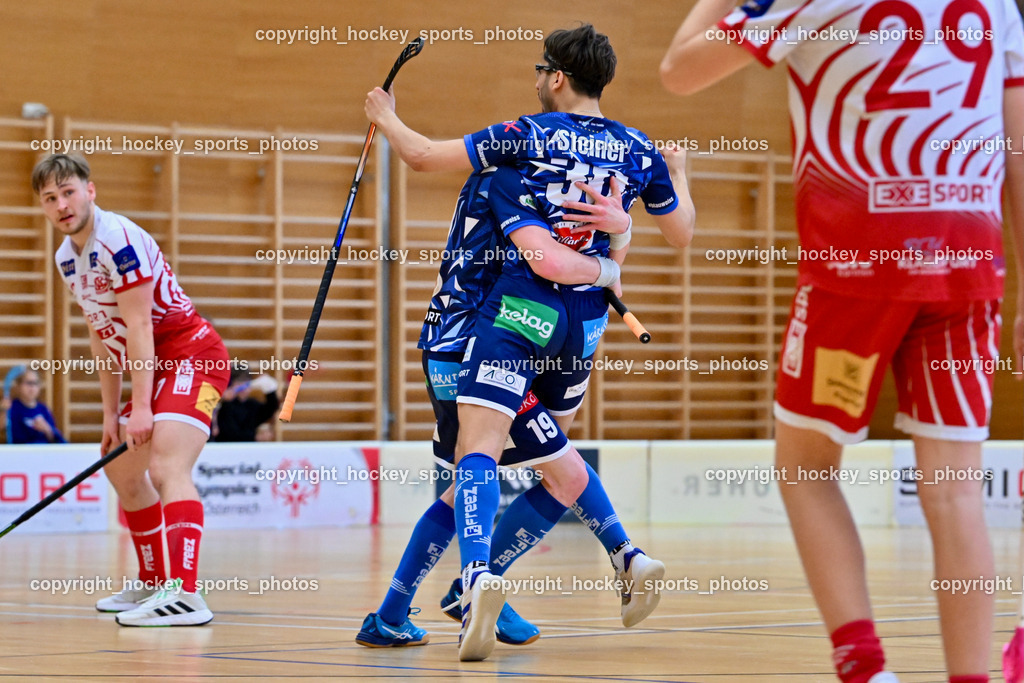 VSV Unihockye vs. KAC Floorball | Jubel #30 Christoph Steiner VSV Unihockey, #87 Fabian Grabner KAC Floorball, VSV Unihockye vs. KAC Floorball, VSV Unihockye vs. KAC Floorball am 13.04.2025 in Villach (Ballspielhalle St. Martin), Austria, (Photo by Bernd Stefan)