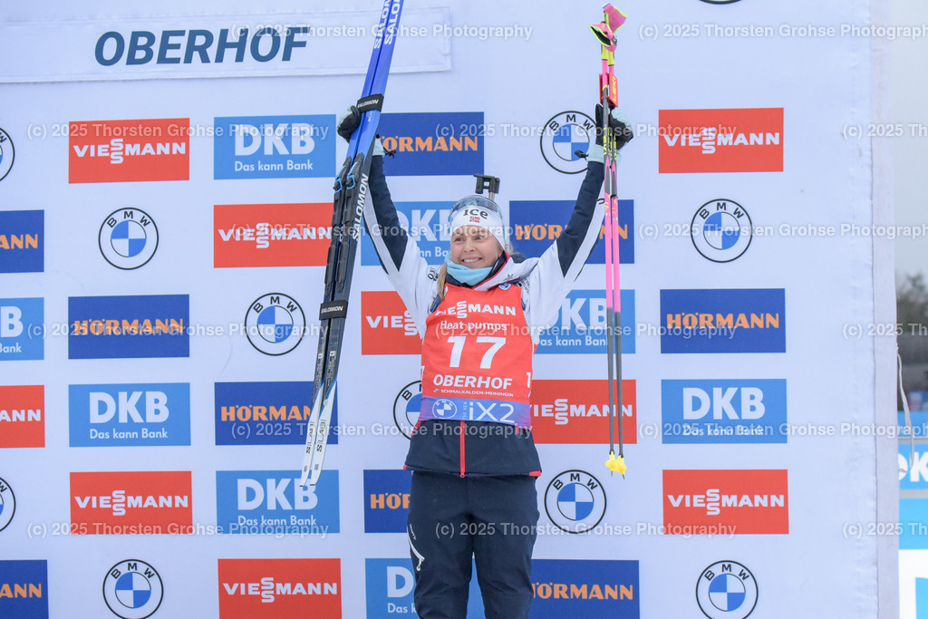 BMW IBU World Cup Biathlon - Oberhof (GER) 2024, 06.01.2024 | BMW IBU World Cup Biathlon - Oberhof (GER) 2024, FRAUEN 10 KM VERFOLGUNG am 06.01.2024 in ARENA AM RENNSTEIG in Oberhof, (Germany)

Image: Ingrid Landmark Tandrevold NOR - Realisiert mit Pictrs.com