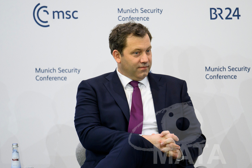 _DWA5746 | MATA IndoCon - Realisiert mit Pictrs.com