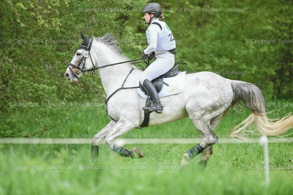 20230513_CCI2_Section2_Gelände_0278 | equistock