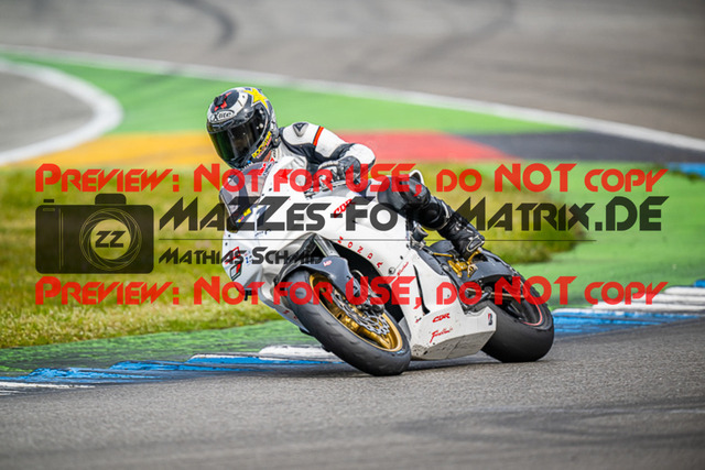 MaZZes_FotoMatrix_230410_5260 | GELB