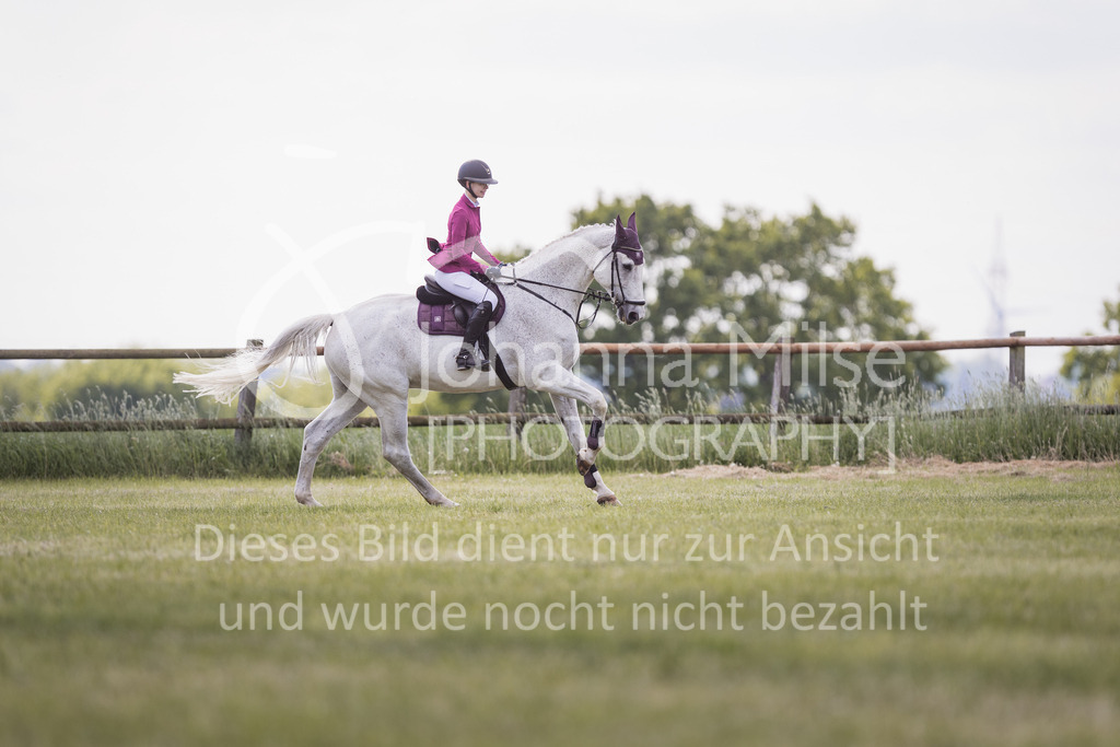 230519_MayDays_Stil-L2-900 | Deine schönsten Turniermomente als professionelle Fotos! Entdecke hochwertige Pferdesport-Fotografie im Online-Shop. Jetzt Fotos finden & bestellen!