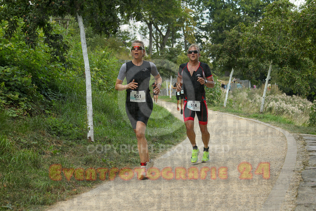 250824_1358_EX1_4475 | Sportfotografie im Rhein-Sieg Kreis, Köln, Bonn, NRW, Rheinland Pfalz, Hessen, etc. Unser Tätigkeitsfeld umfasst den Laufsport vom Volkslauf über den Marathon, Duathlon, Triathon bis zum Ultralauf wie Kölnpfad Ultra oder Schindertrail.