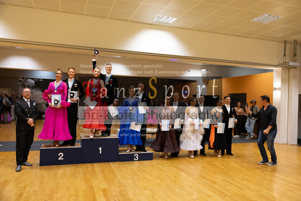 20250906_LM_By_HGR-S-Std_7921 | Tanzsportbilder, Standardtanz, Lateintanz, WDSF, DTV, LTVB, dancecomp, goc, hessen tanzt, blaues band der spree, walzer, tango, wiener walzer, slowfox, quickstepp, samba, rumba, cha-cha-cha, paso doble. jive, hd-kroft photography, turniertanzsport