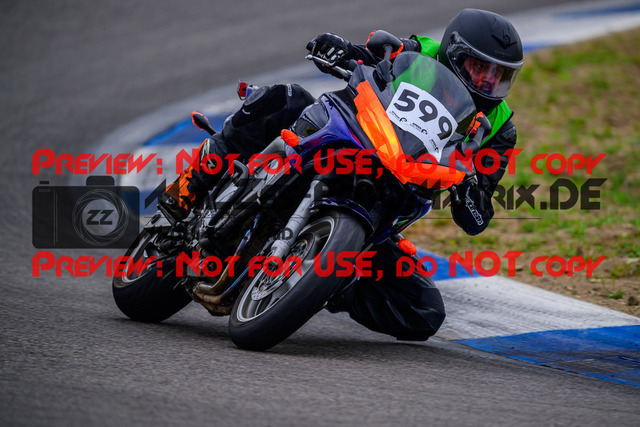 MaZZes_Fotomatrix_20250421_6007705_6655 | ROT