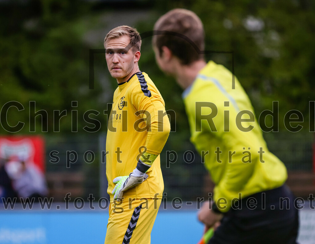 2023-08-09_015_FC_Schwaig_gegen_TuS_Geretsried | Deutschland, 09.08.2023:
Fußball, Landesliga Südost 2023 / 2024, 5. Spieltag, FC Schwaig gegen TuS Geretsried, Endergebnis: 4:1

Torwart Franz Hornof (FC Schwaig, #1)

Foto: Christian Riedel / fotografie-riedel.net
