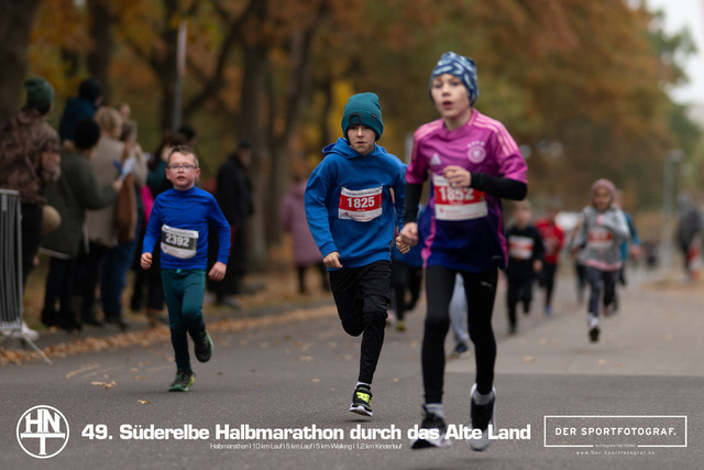Süderelbe Halbmarathon 2025 I 09.11.2025 I Fotograf_DerSportfotograf.I 00187 | Der Sportfotograf. - Realisiert mit Pictrs.com