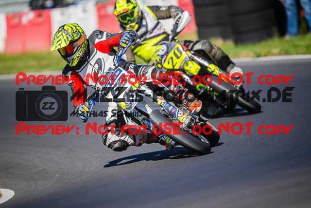 MaZZes_FotoMatrix_220703_7234 | UE40