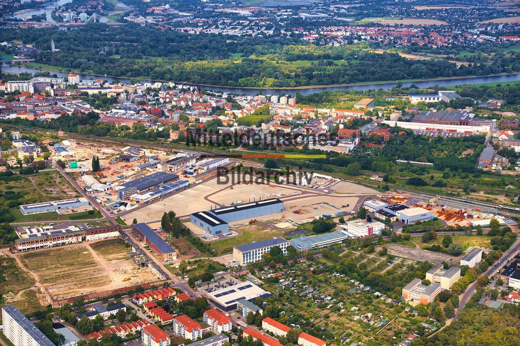magdeburg_8582 | Die schönsten Luftbilder von Sachen-Anhalt & Mitteldeutschland als Bilddatenbank zur kommerziellen Nutzung. Nutzen Sie unsere Erfahrung seit 2005 in der Luftbildfotografie. - Realisiert mit Pictrs.com