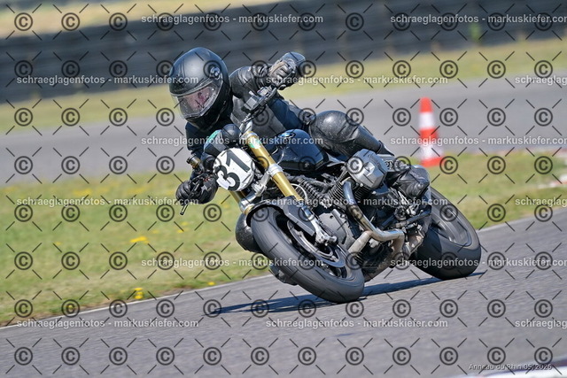 26BT01-1918 | 031 - Realisiert mit Pictrs.com