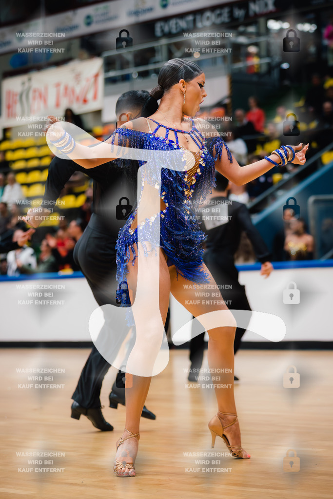 Hessen Tanzt WDSF International Open Latin 23rd (30) Razvan Dumitrescu _ Jacqueline Joos (Schwarz-Weiß-Club Pforzheim)-2025-05-18-4061 | Webshop for digital downloads and prints of dance sport, event & show photographer Julian Link - Realisiert mit Pictrs.com