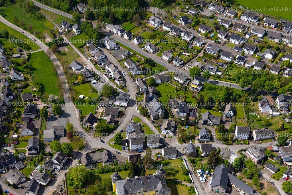 Olsberg240503304 | Luftbild, Wohngebiet Ortsansicht Antfeld mit St. Marien Kirche, Antfeld, Olsberg, Sauerland, Nordrhein-Westfalen, Deutschland