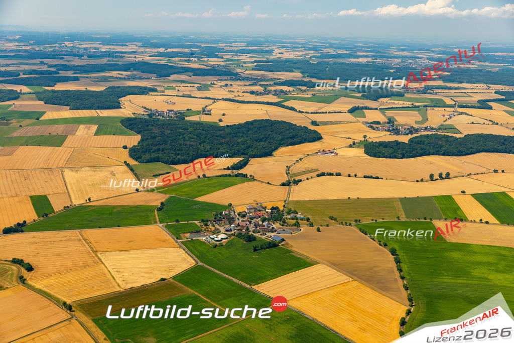Aktuelles Luftbild von Gemmhagen Schrozberg - Die Luftaufnahme wurde 2022 mittels UL-Flugzeug erstellt ( keine Drohne ) - hochauflösende Kamera-Systeme von  Canon -Beste Qualität - Für grossformatige Ausdrucke geeignet. Die Geschenkidee !
