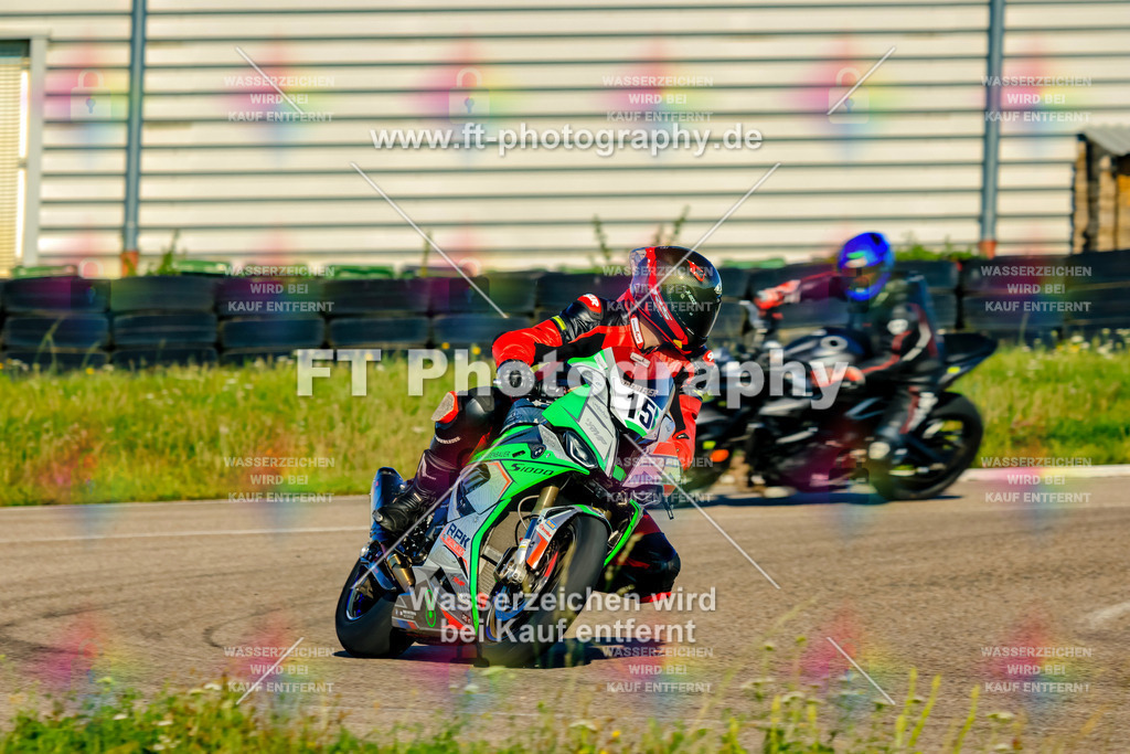 015-1293 | Hier findet Ihr Bilder von Touristenfahrten auf der Nürburgring Nordschleife oder von anderen Veranstaltungen die ich besucht habe. Viel Spass beim Durch Schauen 
