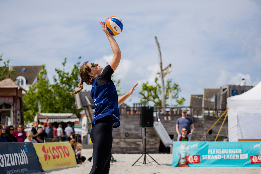 Beachvolleyball I Saison 2026 I FLENS Beach-Tour I 6. Turnier I Ostseebad Großenbrode | Jasper Lorenz Fotografie - Realisiert mit Pictrs.com