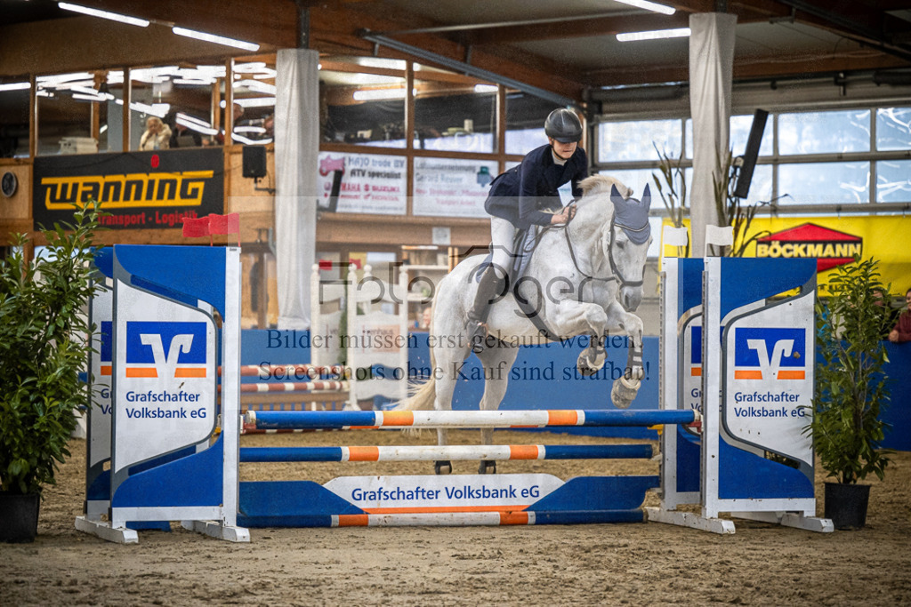 DOS_0612 | Entdecke hochwertige Reitturnierfotos von Foto Oger. Professionell, emotional und authentisch – jetzt Lieblingsmomente im Shop bestellen.Deutschlandweite Turnierfotografie. - Realisiert mit Pictrs.com