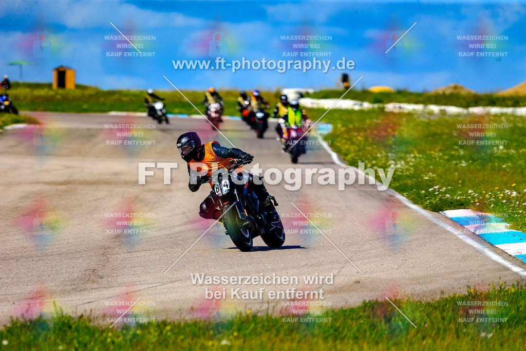 084-5864 | Hier findet Ihr Bilder von Touristenfahrten auf der Nürburgring Nordschleife oder von anderen Veranstaltungen die ich besucht habe. Viel Spass beim Durch Schauen 