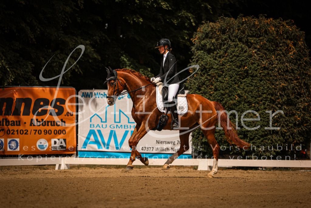 08.FrDrPL00071 | Leoni Ertmer Photography - Realisiert mit Pictrs.com