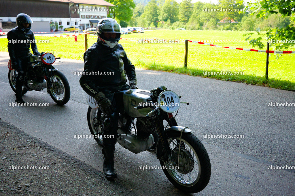 P1015305 | Erleben Sie atemberaubende, hochqualitative Fotos Ihrer Fahrt entlang der malerischen Alpenstraßen. Besuchen Sie alpineshots.com, um professionelle Aufnahmen Ihrer unvergesslichen Reise zu finden und zu kaufen - Realisiert mit Pictrs.com