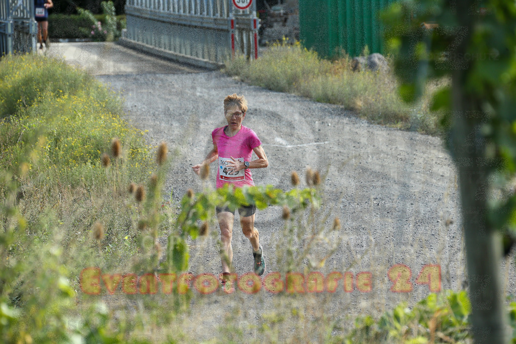 250830_0957_EX1_8956 | Sportfotografie im Rhein-Sieg Kreis, Köln, Bonn, NRW, Rheinland Pfalz, Hessen, etc. Unser Tätigkeitsfeld umfasst den Laufsport vom Volkslauf über den Marathon, Duathlon, Triathon bis zum Ultralauf wie Kölnpfad Ultra oder Schindertrail.