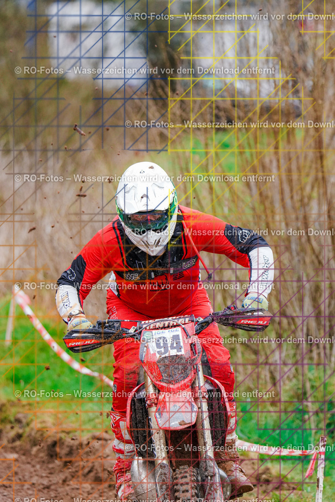 4 Lauf Mernes-225 | Sportfotografie von RO-Fotos: Motorsport, Motocross, Enduro, Laufveranstaltungen und Triathlon. Professionelle Fotos von Sportlern und Events. - Realisiert mit Pictrs.com