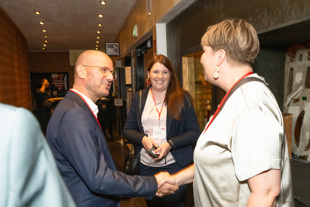 0033Media_V_Award_2025_Foto_Stefan_Wernz | Fotograf Köln - Realisiert mit Pictrs.com