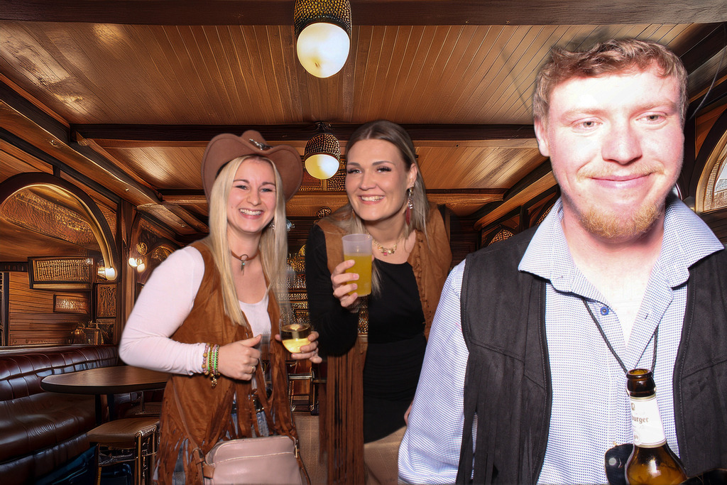 top-top.de-251025-0029 | Foto, Video, Fotografie, Videografie, Fotobox, DJ, Discjockey, Musik, Musikbox, Veranstaltung, Photobooth, Amazon, Ebay, Buchtipp, Bestseller, Autor, Verlag, Buch, Wesel, Hamminkeln, NRW, Dinslaken, Rees, Drohne, Hochzeit, Party, Fotobox, Wesel, Fotograf