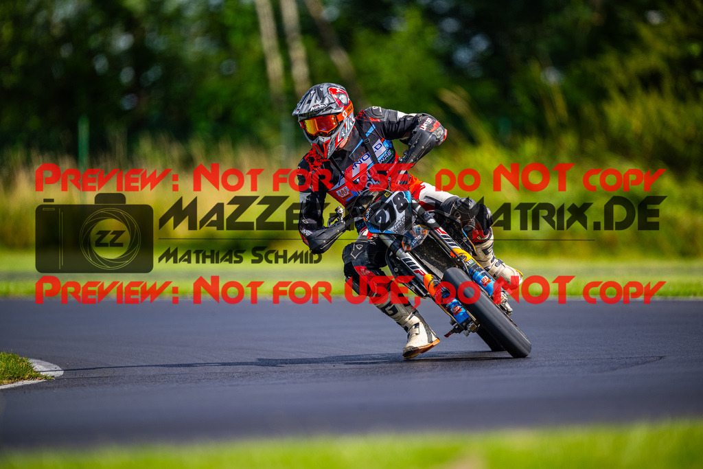 MaZZes_FotoMatrix_240713_6007705_1627 | S4