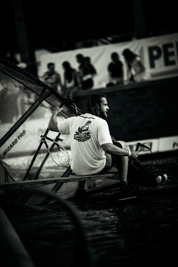 Kieler WOCHE Tow In Windsurf - @danielpankoke dpmedia (127 von 158) | dp-photography - Realisiert mit Pictrs.com