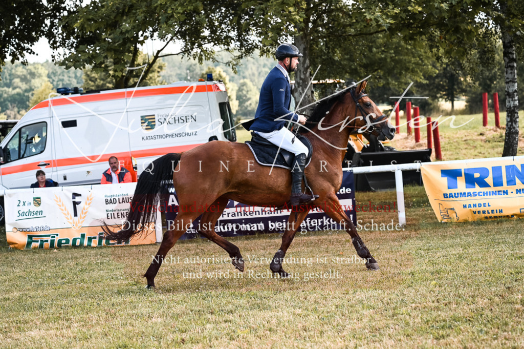 DSC_7608 | Pferde- und Turnierfotografie in Westsachsen. Pferdeportraits, Auftragszeichnungen und intuitive Kunst.