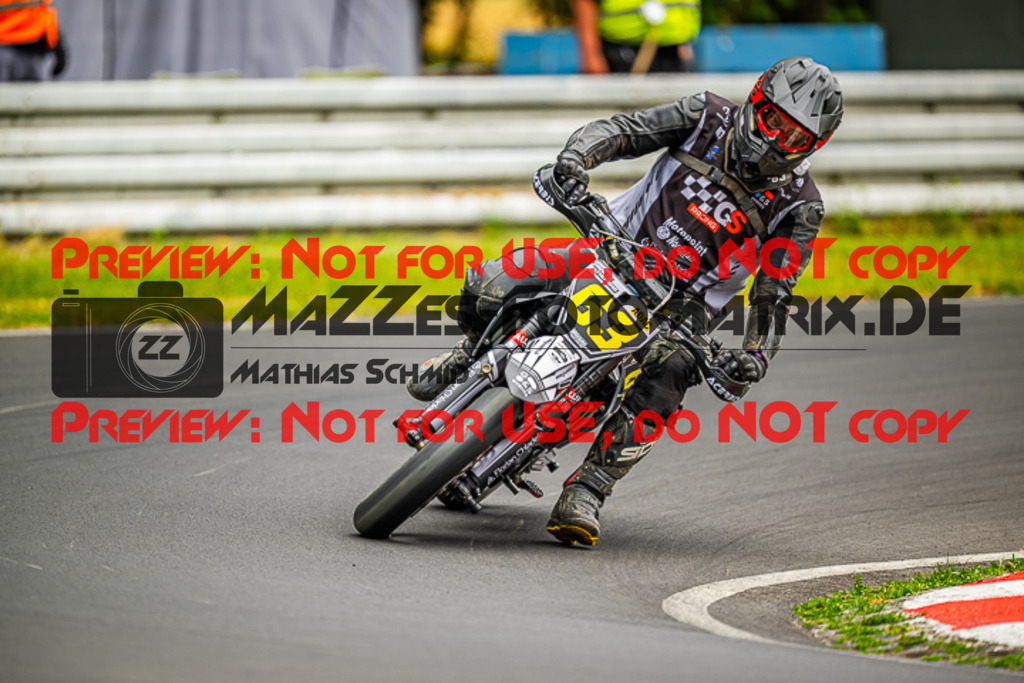 MaZZes_FotoMatrix_230701_1020 | S2