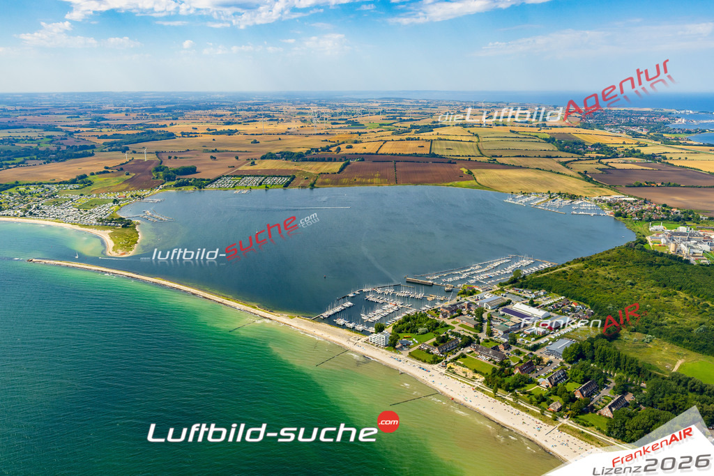 Schrägluftbild  See  Großenbrode - Das Luftbild wurde 2025 vom UL-Flugzeug heraus erstellt (ohne Drohne- keine Drohnenaufnahme ) - Hochauflösende Luftaufnahme -Nicht vergleichbar mit Google Maps oder Satelittenbilder- Die Geschenkidee !Mit Lizenz und Bildrechte bestellbar