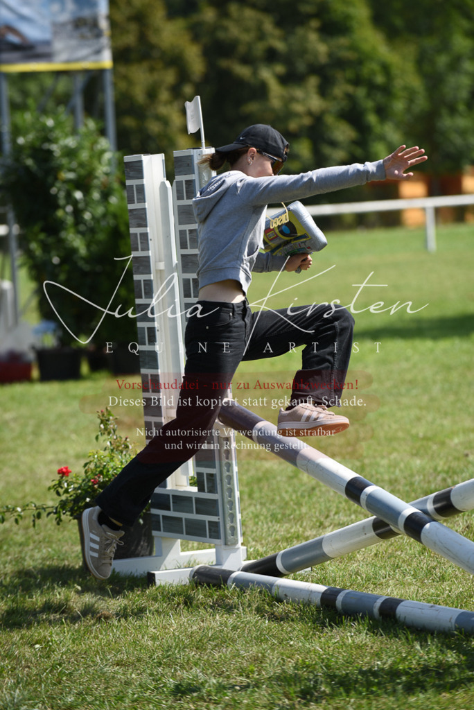 DSC_0188 | Pferde- und Turnierfotografie in Westsachsen. Pferdeportraits, Auftragszeichnungen und intuitive Kunst.