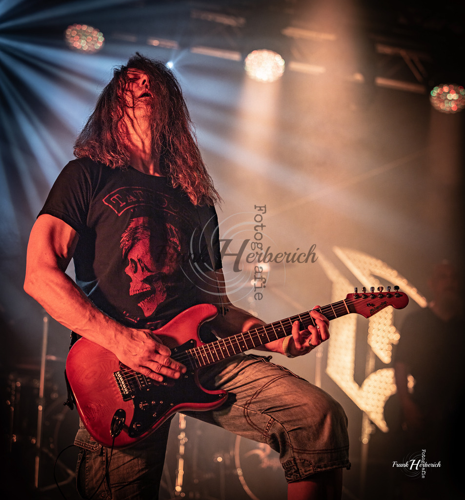 Justice 12.07.2025 Burg Wertheim | Frank Herberich Fotografie, Frank Herberich, Fotografie, Hochzeit, Portrait, St. Peter Ording, Ording, Westerhever, Nordsee, Frank Fotografie, Hardheim,  Odenwald,Walldürn, Band,Eventfotografie - Realisiert mit Pictrs.com