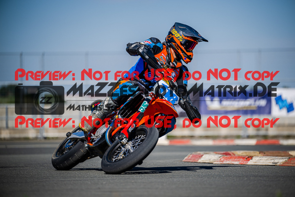 MaZZes_FotoMatrix_220903_1064 | S3