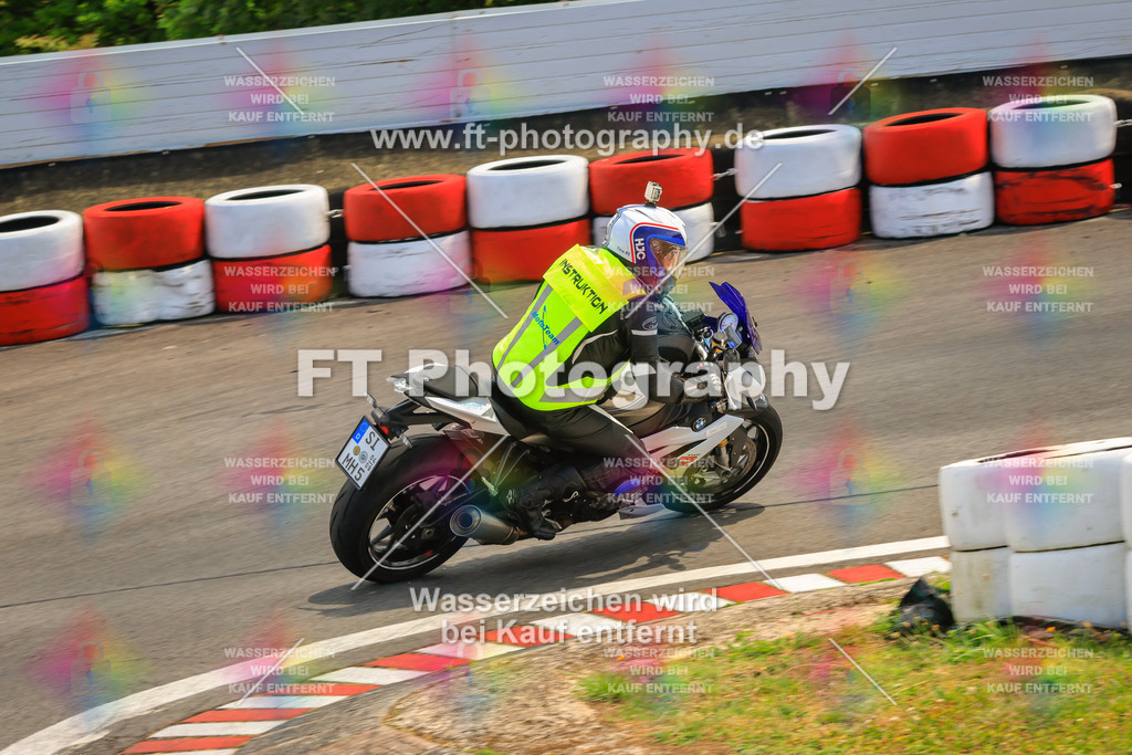 _DSK2660 | Hier findet Ihr Bilder von Touristenfahrten auf der Nürburgring Nordschleife oder von anderen Veranstaltungen die ich besucht habe. Viel Spass beim Durch Schauen 