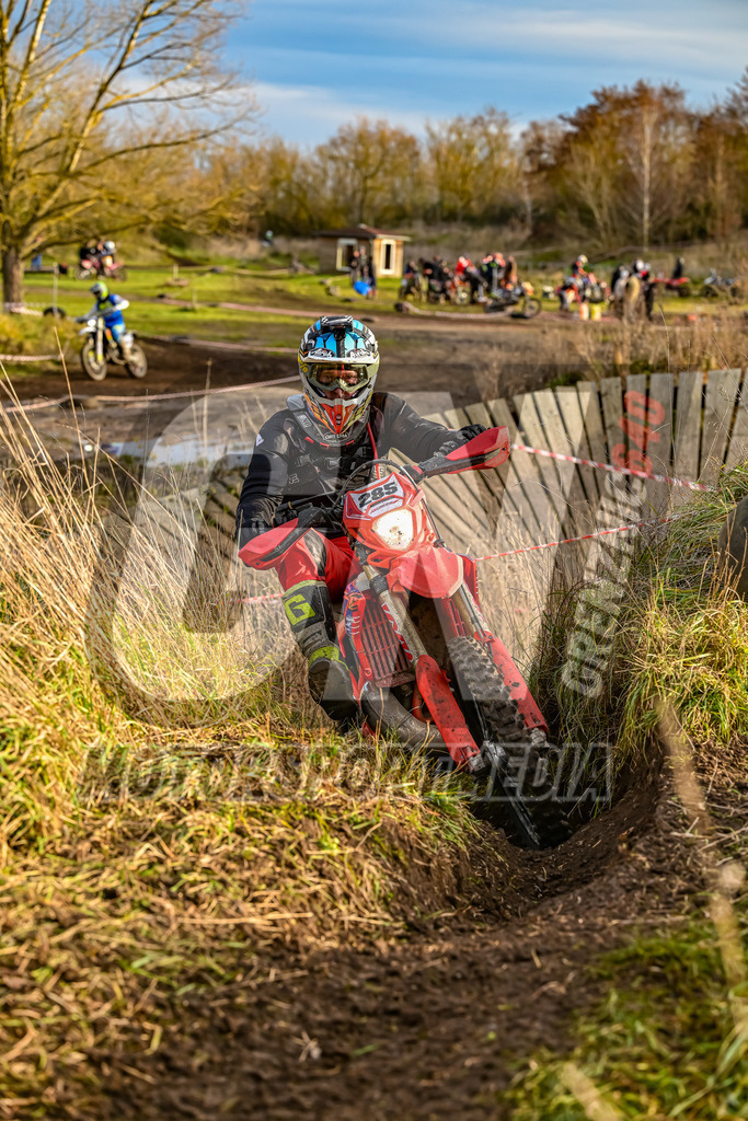 NZ8_1223 | grenznic640