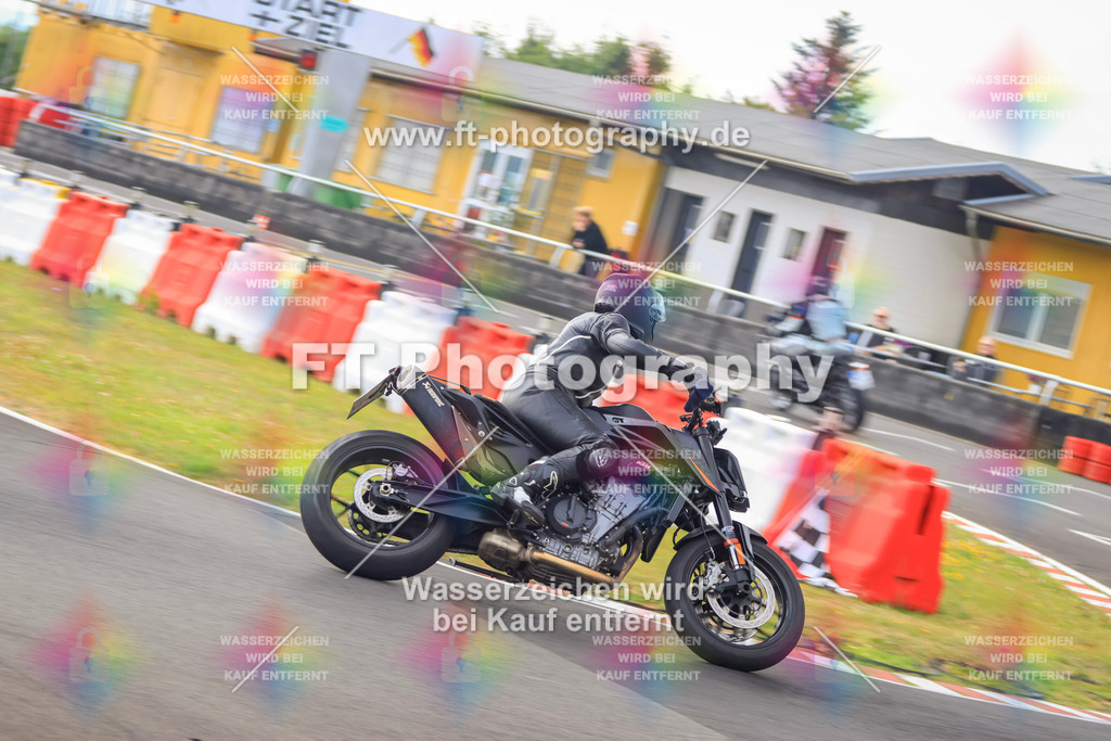 _DSK2032 | Hier findet Ihr Bilder von Touristenfahrten auf der Nürburgring Nordschleife oder von anderen Veranstaltungen die ich besucht habe. Viel Spass beim Durch Schauen 