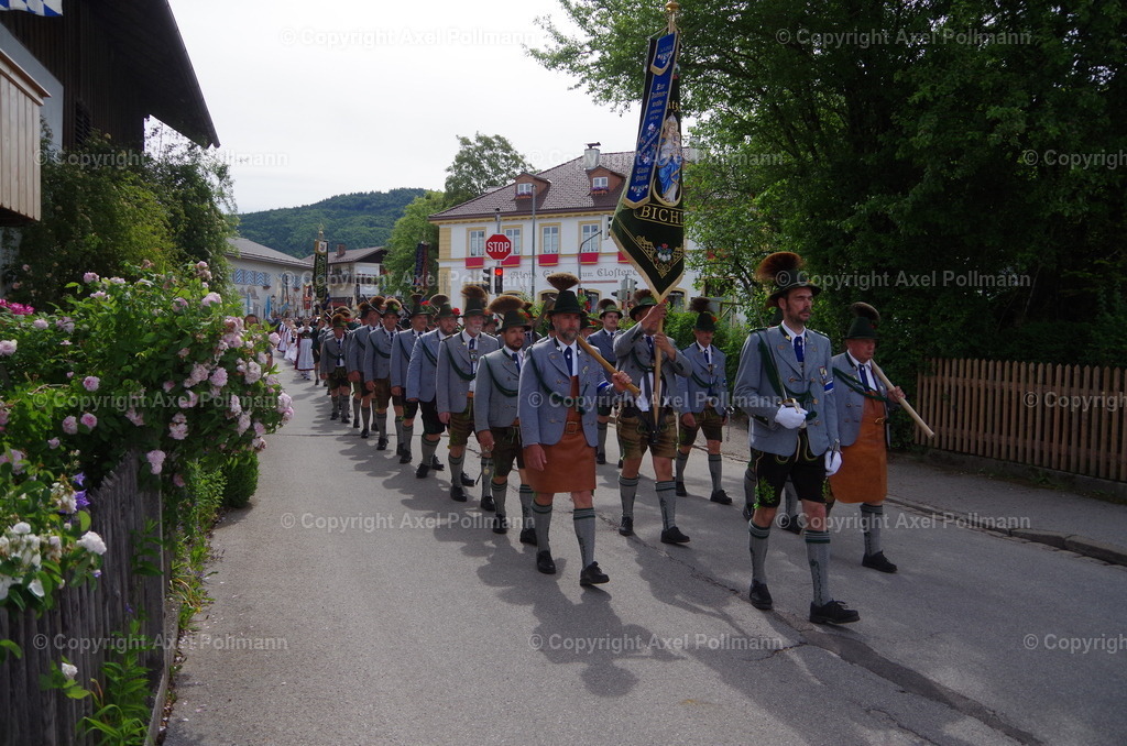 IMGP5361 | fotografiert von Axel PollmannLeonhardi Wallfahrt Benediktbeuern und Murnau, Fronleichnam, Fasching, Landschaft im Loisachtal und Benediktbeuern  - Realisiert mit Pictrs.com
