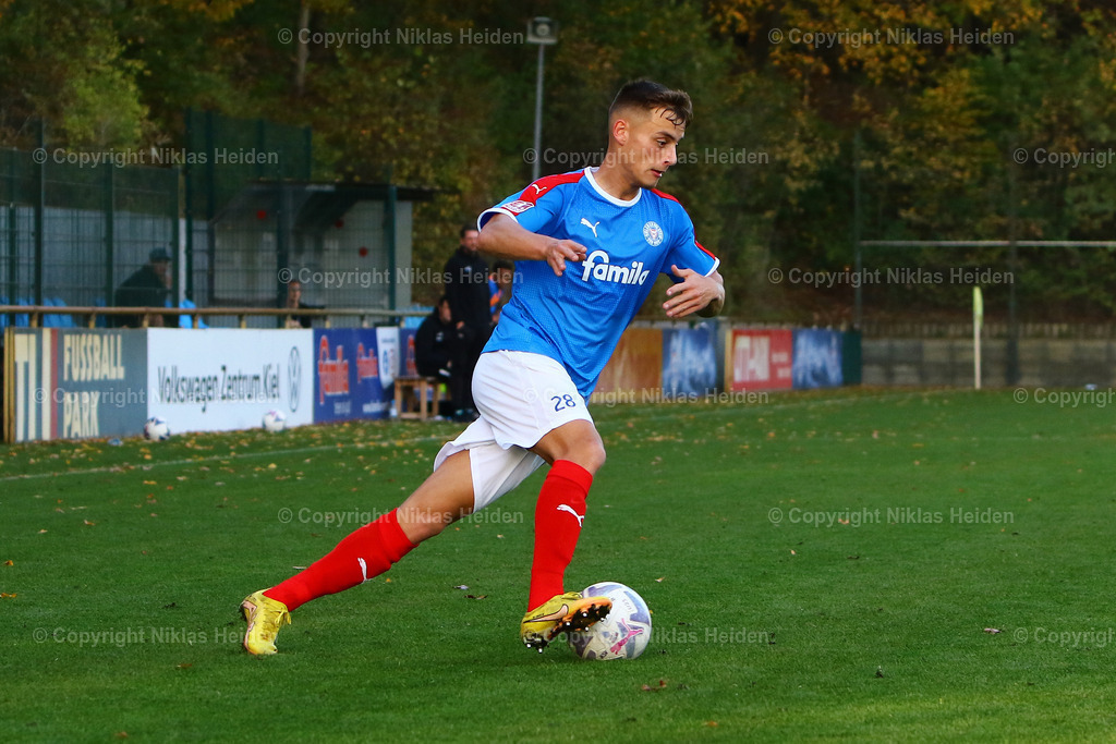 NH_HolsteinKielU23_PhönixLübeck_RegionalligaNord_3010 | #28 Marvin Obuz (Holstein Kiel U23)